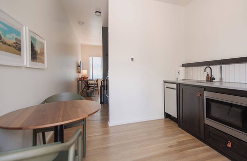 Taylor Hotel | Talbot Commons Hotel
