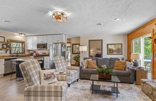 Irons House | Tall Pines Lodge great location sleeps 9
