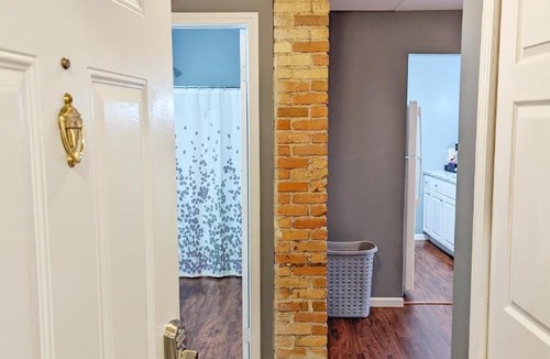 Bay City Apartment | Tanner Building
