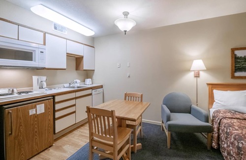 Cable Apartment | Telemark Northwoods Studio - Birkie Basecamp