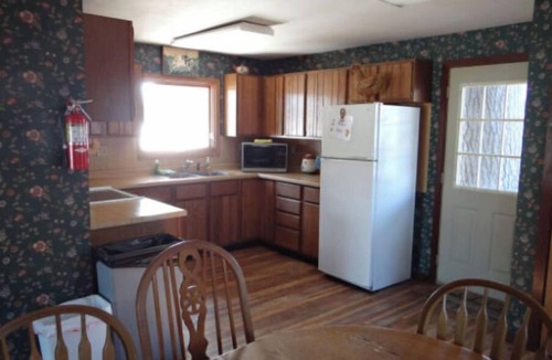 Brill Cabin | The Bears Den