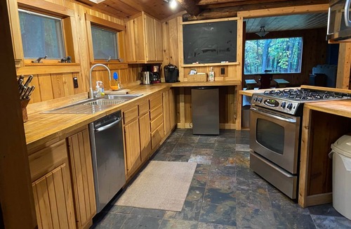 La Pointe House | The Boathouse Lodge on Madeline Island