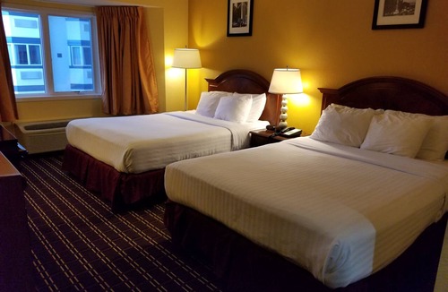 Owosso Hotel | The Comstock Inn and Conference Center