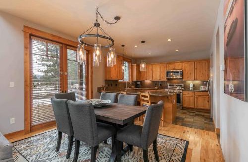 Truckee House | The Cottages, Summer Escape - Golf, Pool & Family Fun - 2-Bedroom