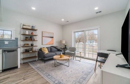 Onekama Condo | The Dala House Suite #4