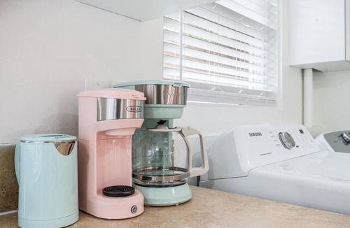 Vancouver Heights House | The Disco Den Prime location. Mins to amenities