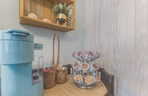 Biloxi Cottage | The Disco Mermaid Cottage, a short walk into downtown Ocean Springs.