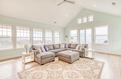 Lincoln Beach House | The Driftwood