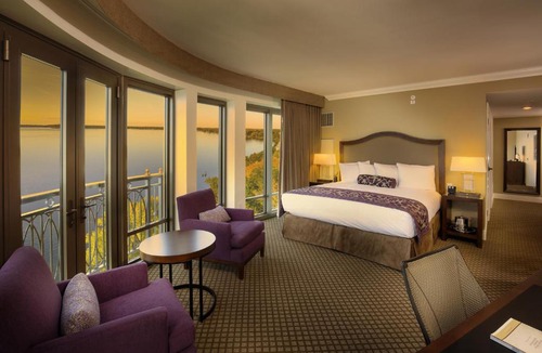 Madison Hotel | The Edgewater