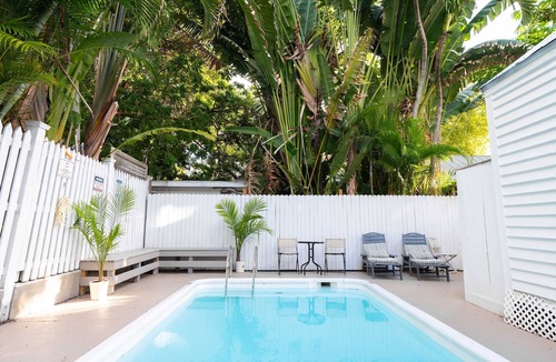 Meadows Condo | The Fleming Suite | 1 bedroom condo w/shared pool