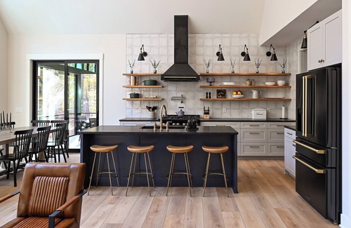 Saugatuck House | The Gambrel : Sauna : Hot Tub : Firepit : Game Room : Pets Welcome