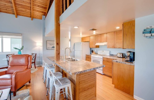 Big Torch Key House | The Hideaway: Lose Yourself At This Recently Decorated Canal Front Home on Big Torch Key, Dockage!