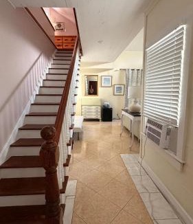 Key West Historic District Hotel | The Independent Inn