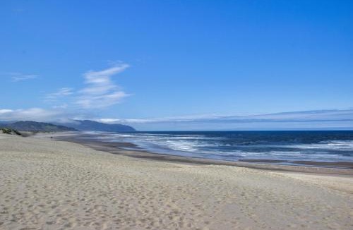 Kiwanda Shores House | The Kiwanda Surf House