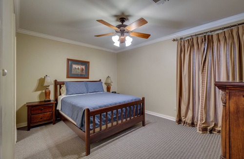 Choudrant Cabin | The Lodge- Everyone can sleep under one roof! 10 min to Ruston