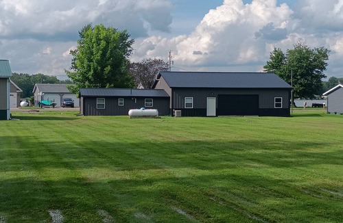 Coldwater House | The Longview lake house