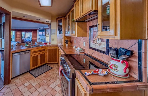 Coos Bay House | The Manor at Seagate | Coos Bay Sanctuary