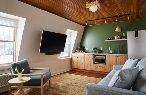 New Buffalo Apartment | The Neighborhood Hotel - Grand Beach