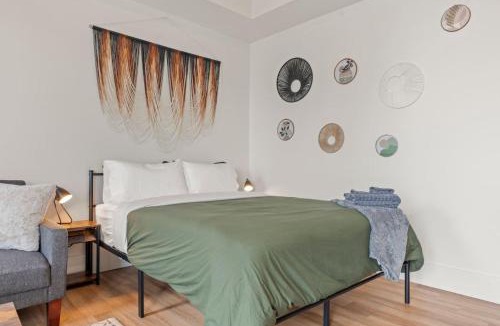 Northeast South Bend Apartment | The Overlook High-Rise DownTown South Bend