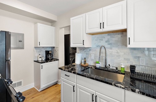 Wayne County Apartment | The Retreat At The Park-2BDR. Upper Unite