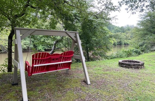 Franklin Cabin | The River Joy - Amazing Riverfront Cabin in Franklin NC