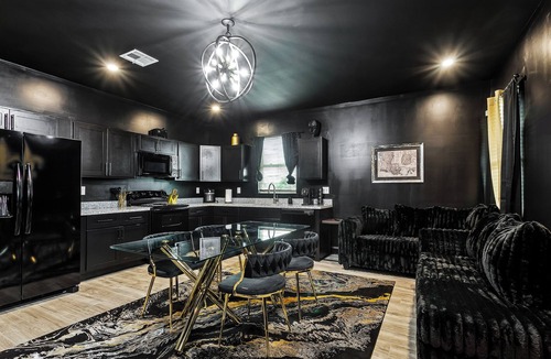 Florida Area Apartment | The Saints House, Luxury 5BR Saints Retreat