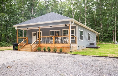 Monteagle Cabin | The Sandstone Chalet