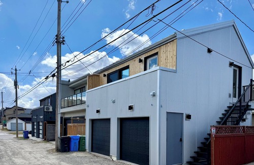 Bridgeland Apartment | The Silver Hut - Bridgeland