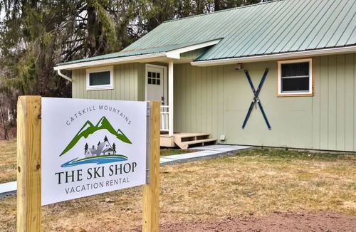 Rock Hill House | The Ski Shop