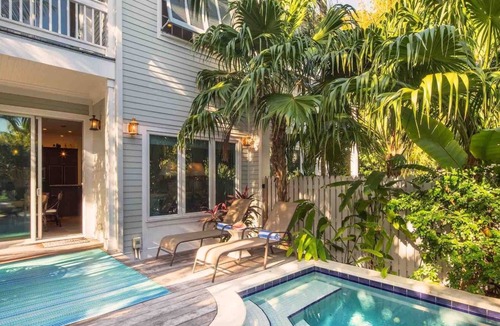 Old Town House | *THE SMILING IBIS @ OLD TOWN* Home & Pool Near Duval + LAST KEY SERVICES.