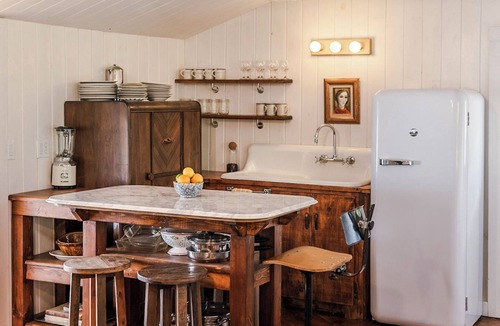 Bridport Cabin | The Tacklebox on Lake Champlain, Sauna & Hot Tub, near Middlebury