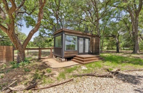 Dennis House | The Tiny 'Tainer - Tiny Container Home w. Hot Tub!