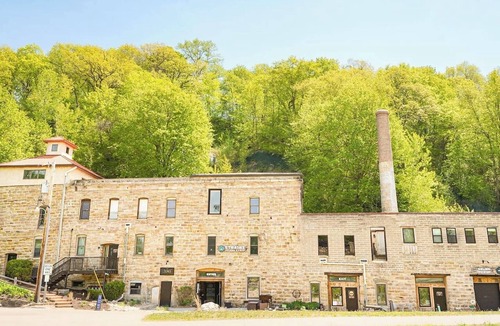 Jordan Apartment | The Tower: Historic Stay with Brewery Caves