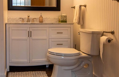 Beaver Island House | The Townhouse- Walkable, updated home in the Harbor District
