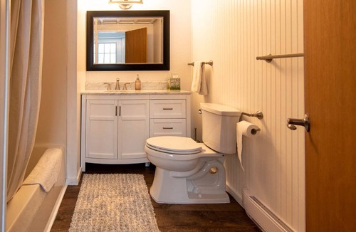 Beaver Island House | The Townhouse- Walkable, updated home in the Harbor District