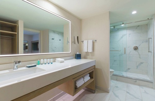 Rosemont Hotel | The Westin O'Hare