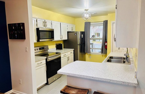 Williamsburg House | The Williamsburg Haven