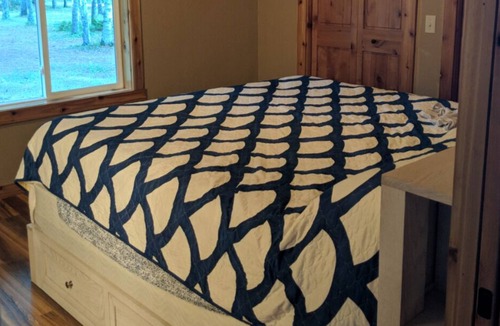 Hayward House | The Wolf Den @ Grindstone Lake