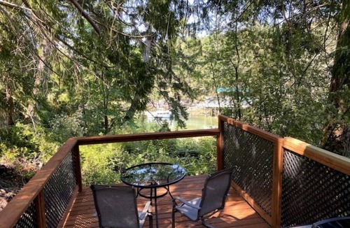 Lund House | Third Eagle Inn
