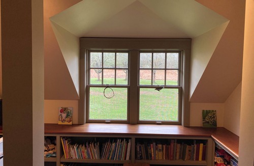 Adamsville House | Three bedroom Arts & Crafts bungalow in peaceful Little Compton