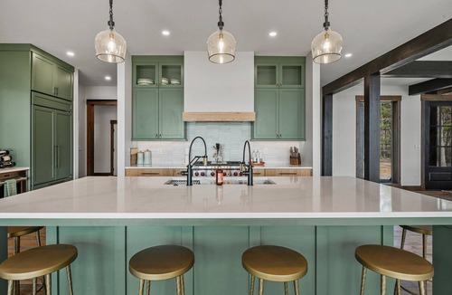 Manitowish Waters Cabin | Three Loons Lodge - Brand New Home