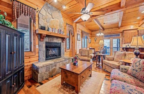 Tuckasegee House | Timberwolf