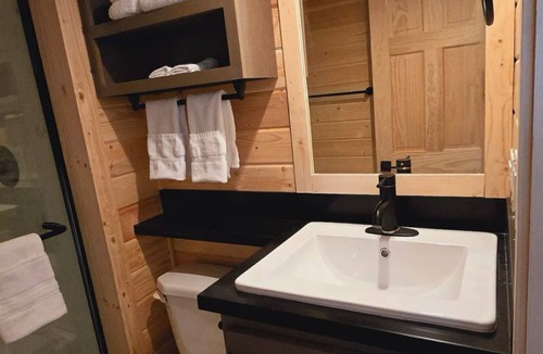 Page Cabin | Tiny Home King Room #13D