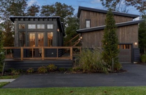 Wyoming House | Tiny Homes | Salt Box with Studio