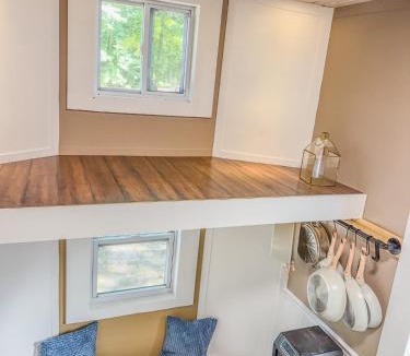 Hammond House | Tiny Timber on Black Lake