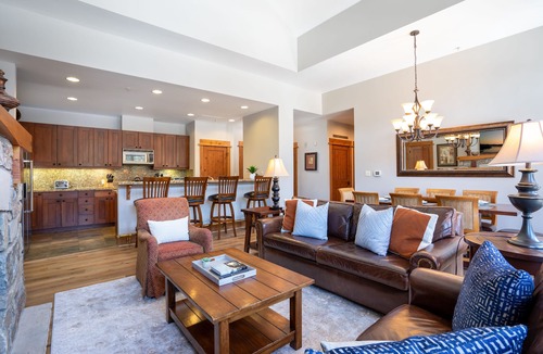 Truckee Condo | Top Floor Village at Northstar Residence - Big Horn 504