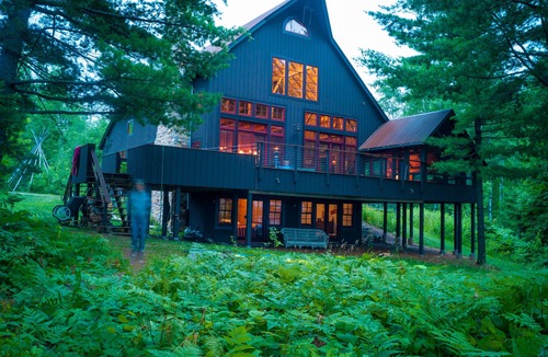 Madeline Island Cottage | Top rental -MN Monthly Magazine. Sleeps 16. Come make unforgettable memories.