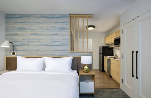 Flint Hotel | Towneplace Suites By Marriott Flint Grand Blanc