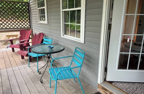 Harrison Cabin | Tranquil 1-bedroom cabin with AC in charming Harrison