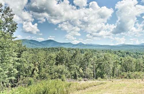 Dahlonega Cabin | Tranquil Cabin w/ Gorgeous Views & Fire Pit!